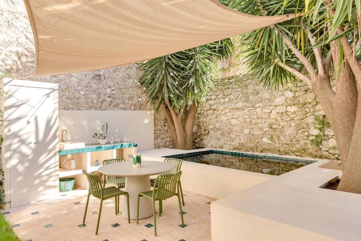 T3 With Garden And Pool *